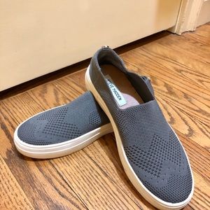 Steve Madden slip-ons